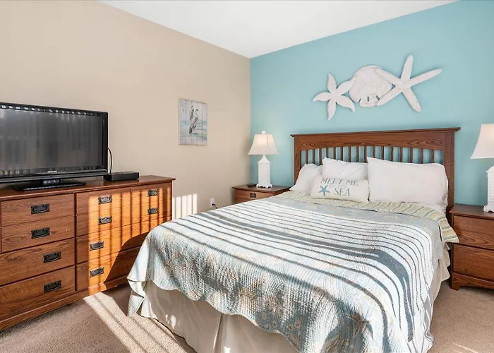 Holiday home Beautiful 3 Bedroom With Bay Views, Indoor And Outdoor Pools! *