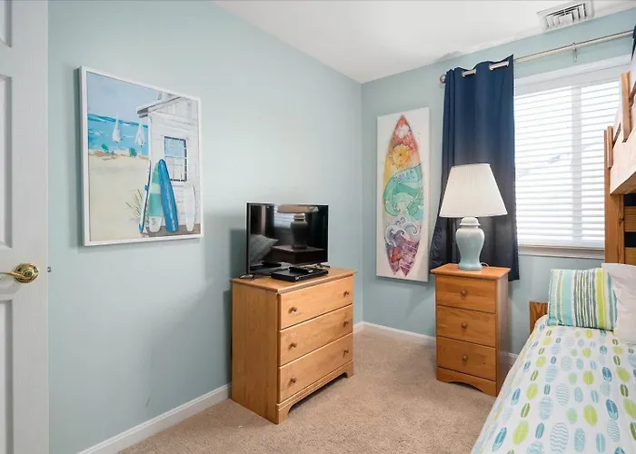 Holiday home Beautiful 3 Bedroom With Bay Views, Indoor And Outdoor Pools!